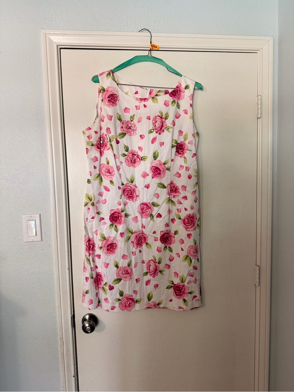 R&K White Sleeveless Shift Dress with Pink Rose Print